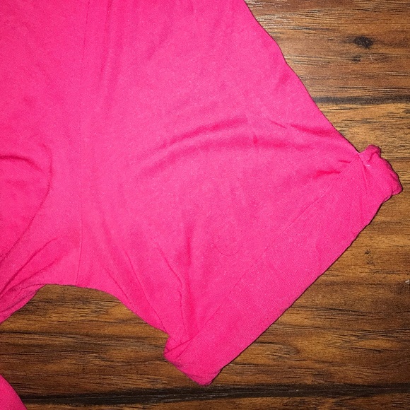 NWOT Victoria Secret Supermodel Essentials Tee - Picture 5 of 6